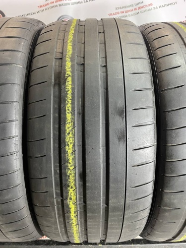 Michelin Pilot Sport 4 S  R20 235/35