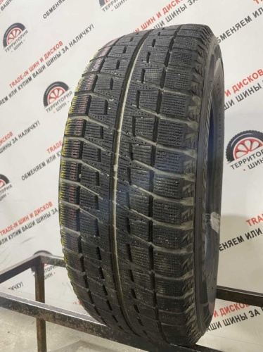 Bridgestone Blizzak Revo2 R16 205/65