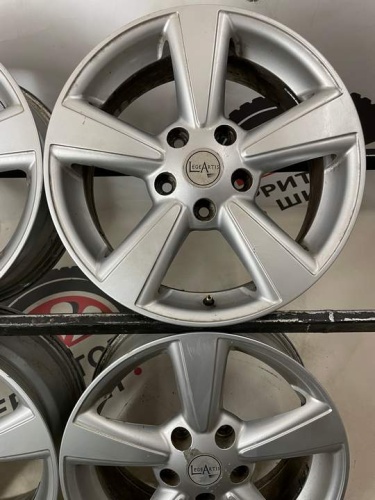 Литье Nissan R16 5х114,3/66,1/ЕТ40/J6,5