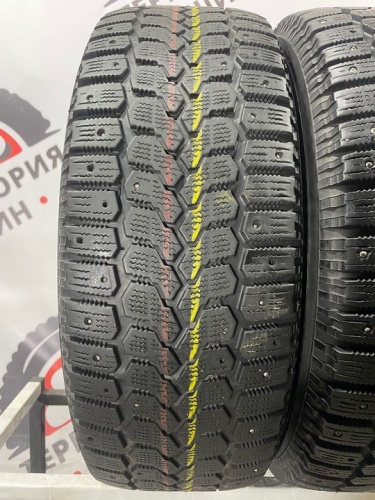 Yokohama Ice Guard F700Z R16 215/65