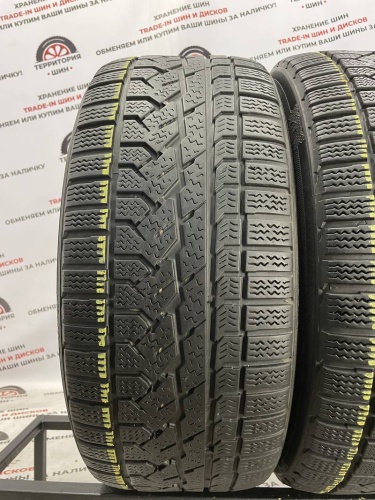 Kumho I'Zen RV Asymmetric  R18 235/50
