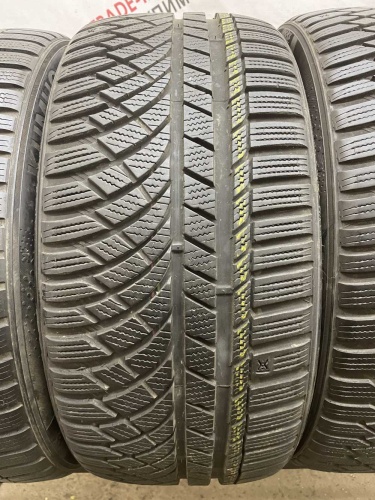 Kumho WinterCraft KW27 R18 245/40 97V