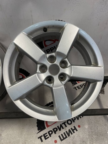 Литые оригинал Mitsubishi R18 5x114.3 DIA 67.1 ET38 7J