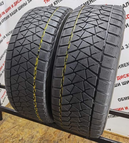 Bridgestone Blizzak DM-V2 R18 265/60