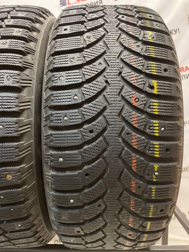 Bridgestone Blizzak Spike-01 R16   225/55