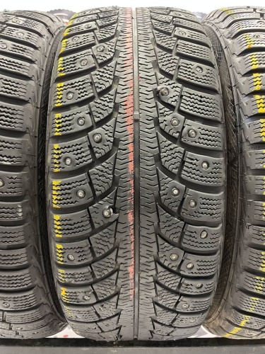 Gislaved Nord Frost 5 215/55 R16