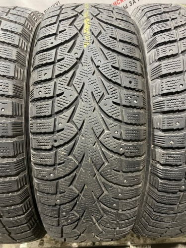 Toyo Observe G3-Ice R17 235/65