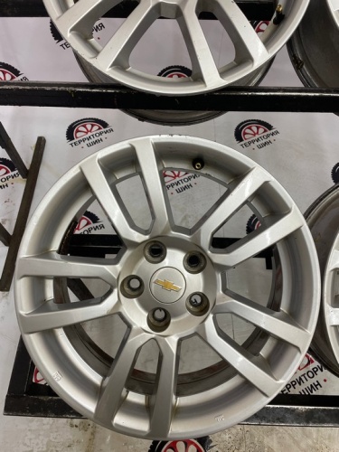 Шевроле Литье R16 6J ЦО56.6 5*105 ЕТ39