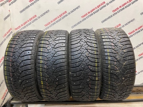 Bridgestone Blizzak spike-02 R16   205/55
