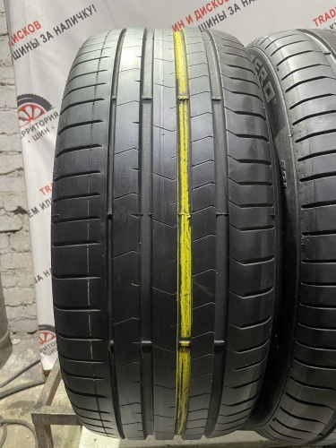 Pirelli P Zero PZ4 R21 255/40