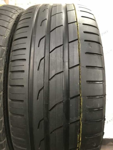 Nokian Tyres Hakka Black 2 SUV R19 235/50