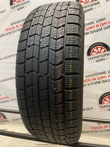 Dunlop Graspic DS3 R16 215/65