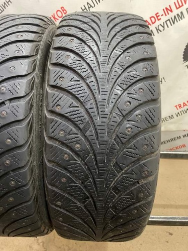 Goodyear UltraGrip Extreme R17 215/55