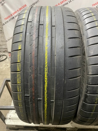 Michelin Pilot Sport 4S R20 235/35