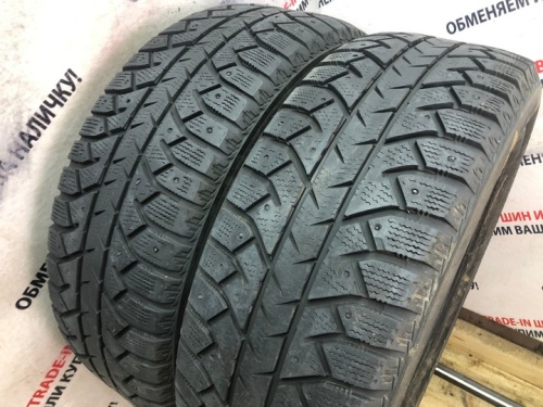 Bridgestone Cruiser 7000 R17 215/60