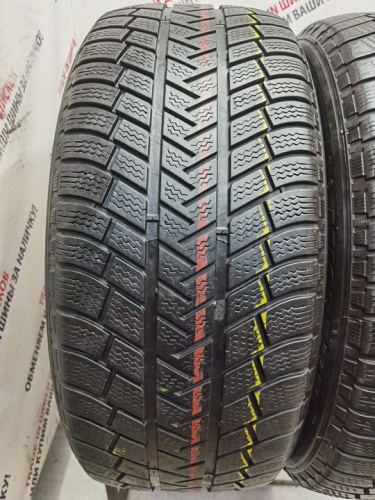 Michelin Latitude Alpin R18	255/55