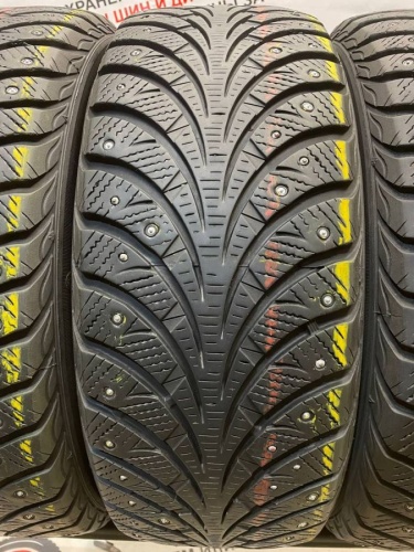 Sava Eskimo Stud R16	205/55