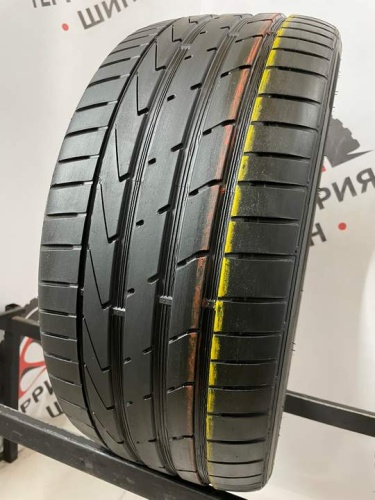 Hankook Ventus S1 EVO 2 R18 235/40