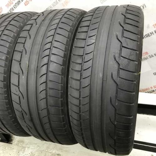 Dunlop Sport Maxx RT R17 235/55