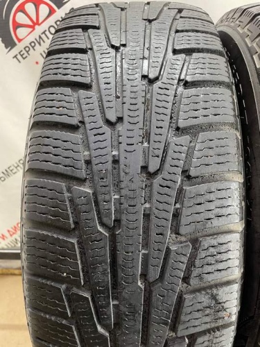 Nokian HKPLT R R17 225/65