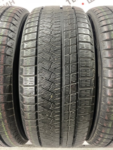 Triangle Snowlink TWT02 R18 225/50