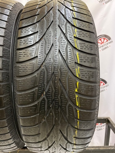 Kumho WinterCraft WS51 235/55/18 104T