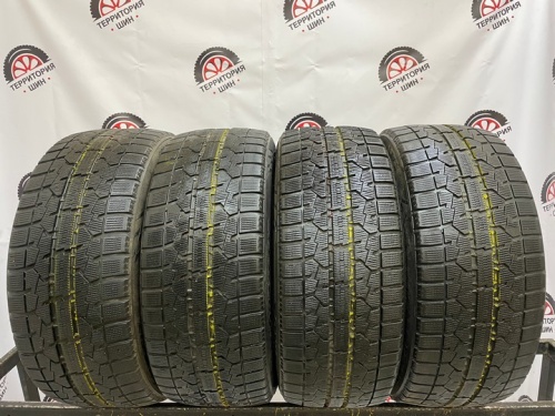 Toyo Observe Garit GIZ 225/45 R17 91Q