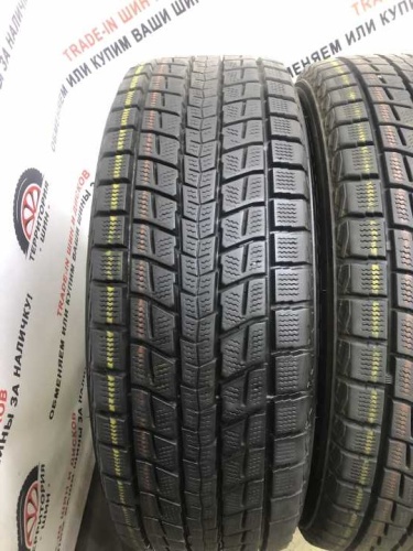 Dunlop Winter Maxx SJ8 R17 215/60