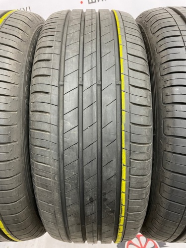 Goodyear EfficientGrip Performance R17 215/55 94V