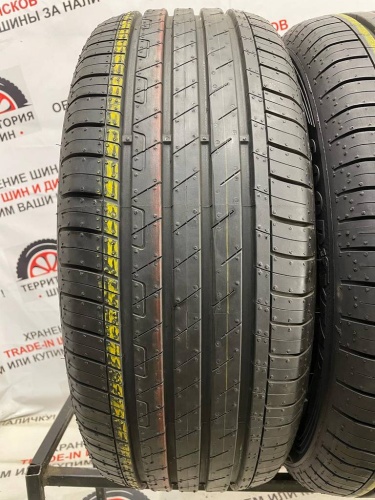 GoodYear EfficientGrip Performance R17	215/55