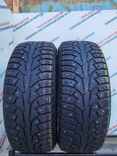 Nokian Tyres Hakkapeliitta 5 R17 215/55