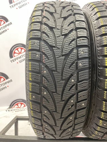 Roadx RX Frost WH12 215/65 R16