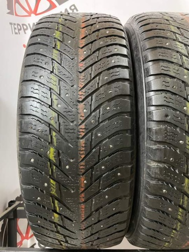 Nokian Hakka 8 R17 235/65