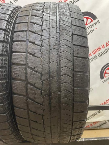 Bridgestone Blizzak VRX R17 235/55