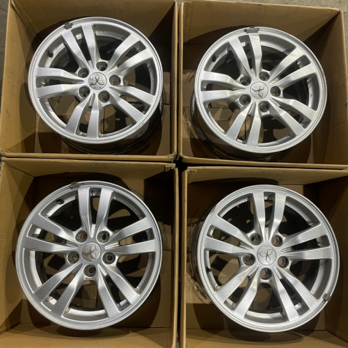 Диски литые R16 5x114.3 67.1 Et38