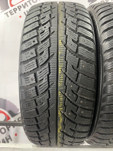 Kumho I'Zen RV Stud KC16 R16 235/60