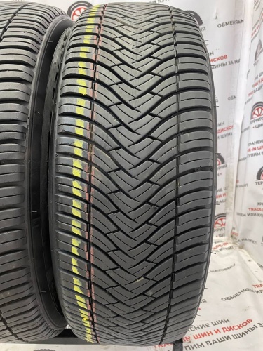 Triangle SeasonX TA01 R17	225/65