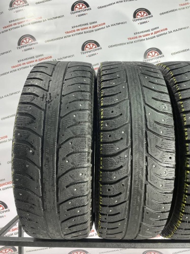 Bridgestone Ice Cruiser 7000  R16 215/65