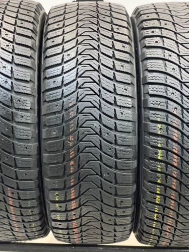 Michelin X-Ice North 3 R16	205/55