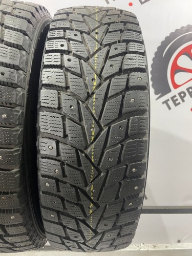 Dunlop Grandtrek Ice 02 R16 215/70