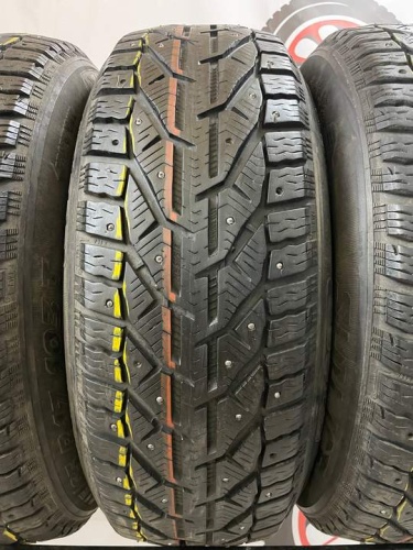 Tigar SUV ICE R17 215/65