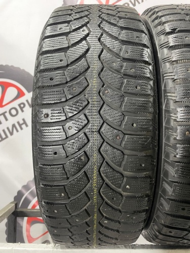 Bridgestone Blizzak Spike-01 R17 215/60