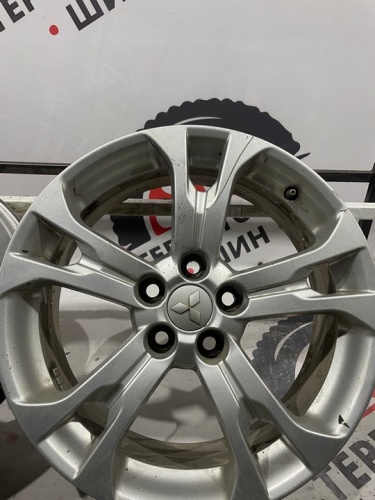 Литые диски R18 5х114,3 ET38 67.1