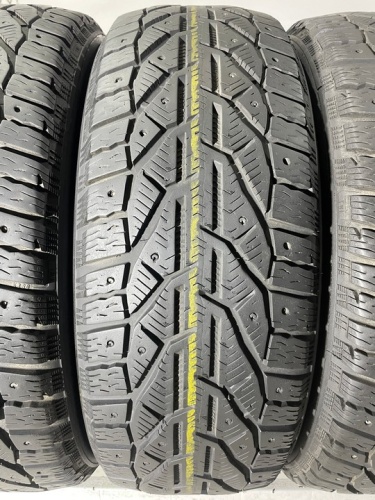 Tigar SUV ICE R16 215/65