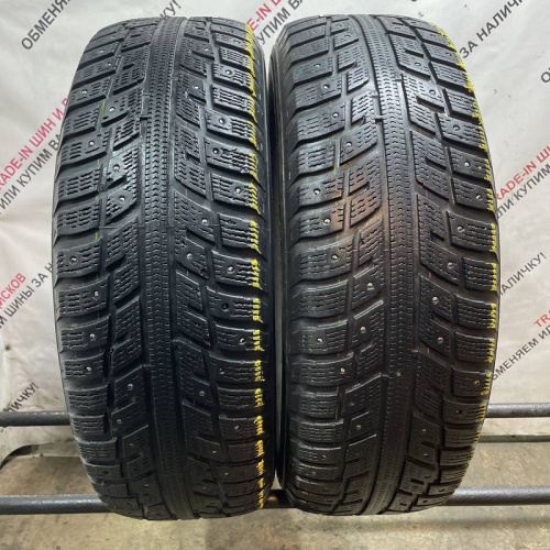 Kumho I'zenk KW22 215/65 R16