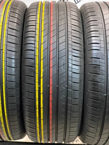 Goodyear EfficientGrip Performance R17 215/55