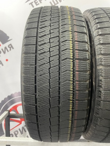 Bridgestone Blizzak VRX2 R17 205/55