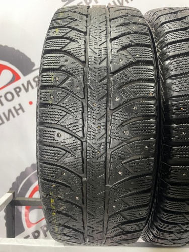 Bridgestone Ice Cruiser 7000 R15 205/65