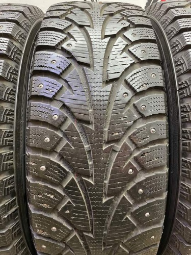 Hankook Winter I`Pike  R17 215/65