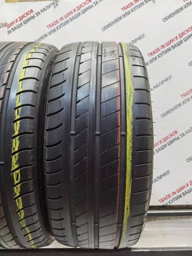 Dunlop Sport Maxx RT2 R18	205/40